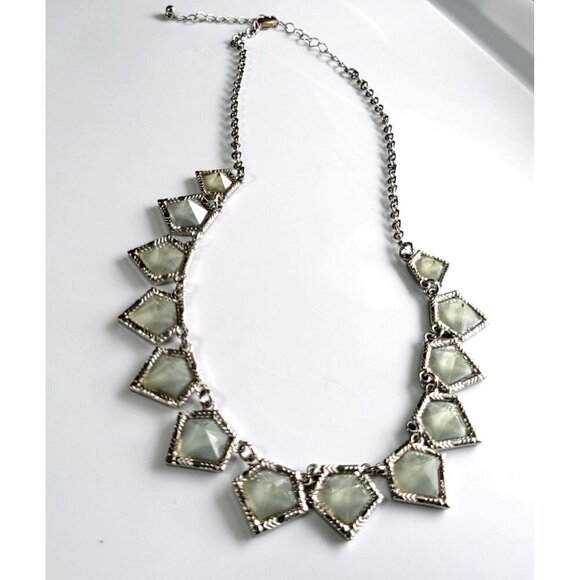 Statement Necklace Sea Green Geometric Silver Tone Chain 17” NWOT - Picture 1 of 2